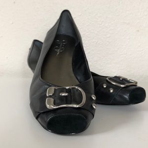 Jessica Simpson “dafa” wedge flat